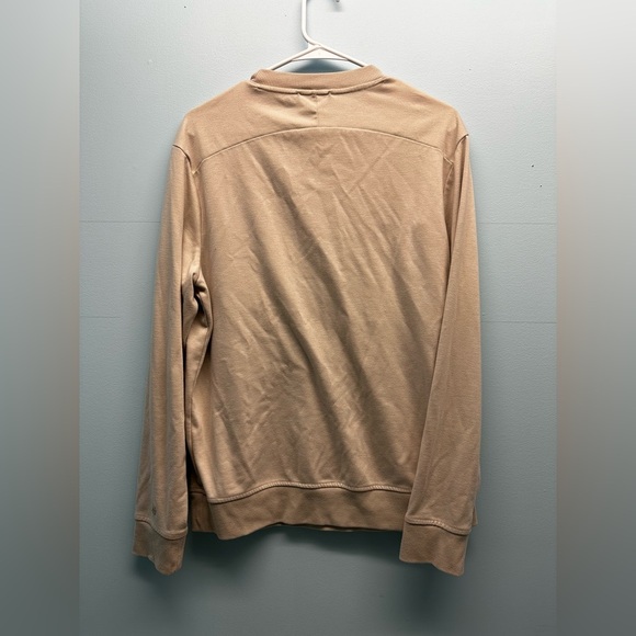 All In Motion Sweatshirt Mens Medium Tan Knit Crew Neck Sweatshirt Chest Pocket - Picture 2 of 3